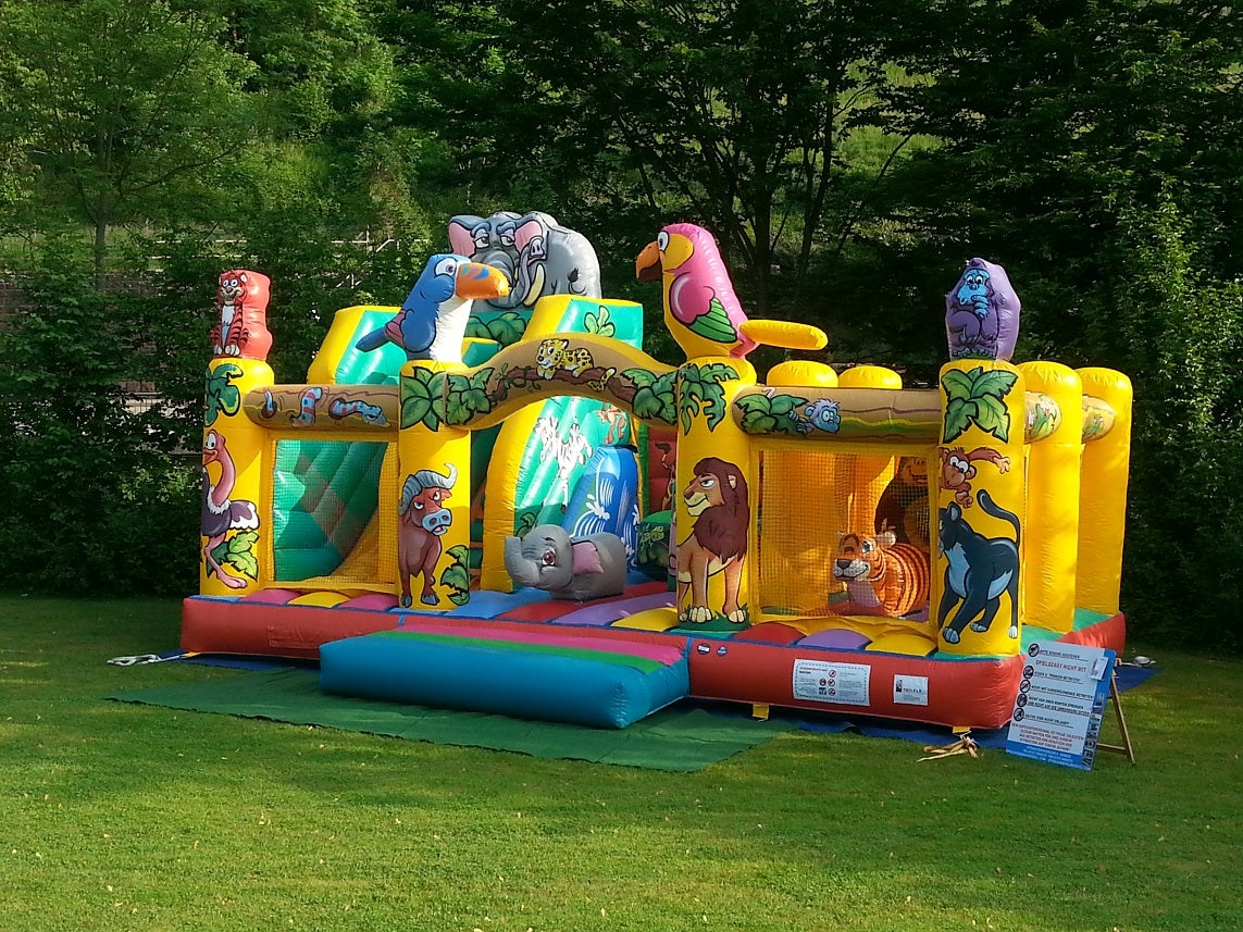 Hüpfburg Safari mieten ~ Multiplay mit Rutsche & Hindernissen für bis zu 18 Kinder