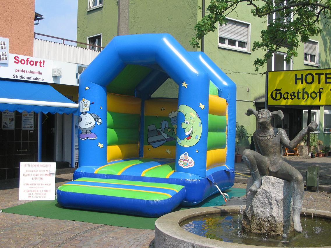 Hüpfburg Spacehouse mieten ~ Weltall-Springburg ~ kompakte Hüpfburg