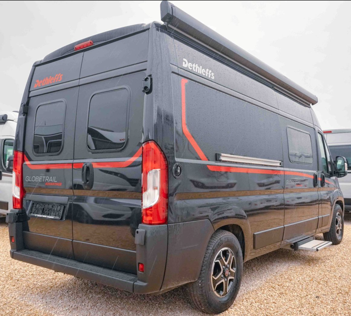 Wohnmobil mieten – Dethleffs Globetrail 600 ER Automatik, 6 m Kastenwagen mit Aufstelldach, 4 Schlafplätze (Wurster Nordseeküste) – 4