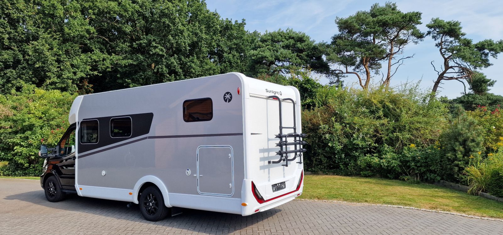 Wohnmobil mieten – Sunlight T 680 Automatik für bis zu 4 Personen, Sat, Navi, Markise (Wurster Nordseeküste) – 4