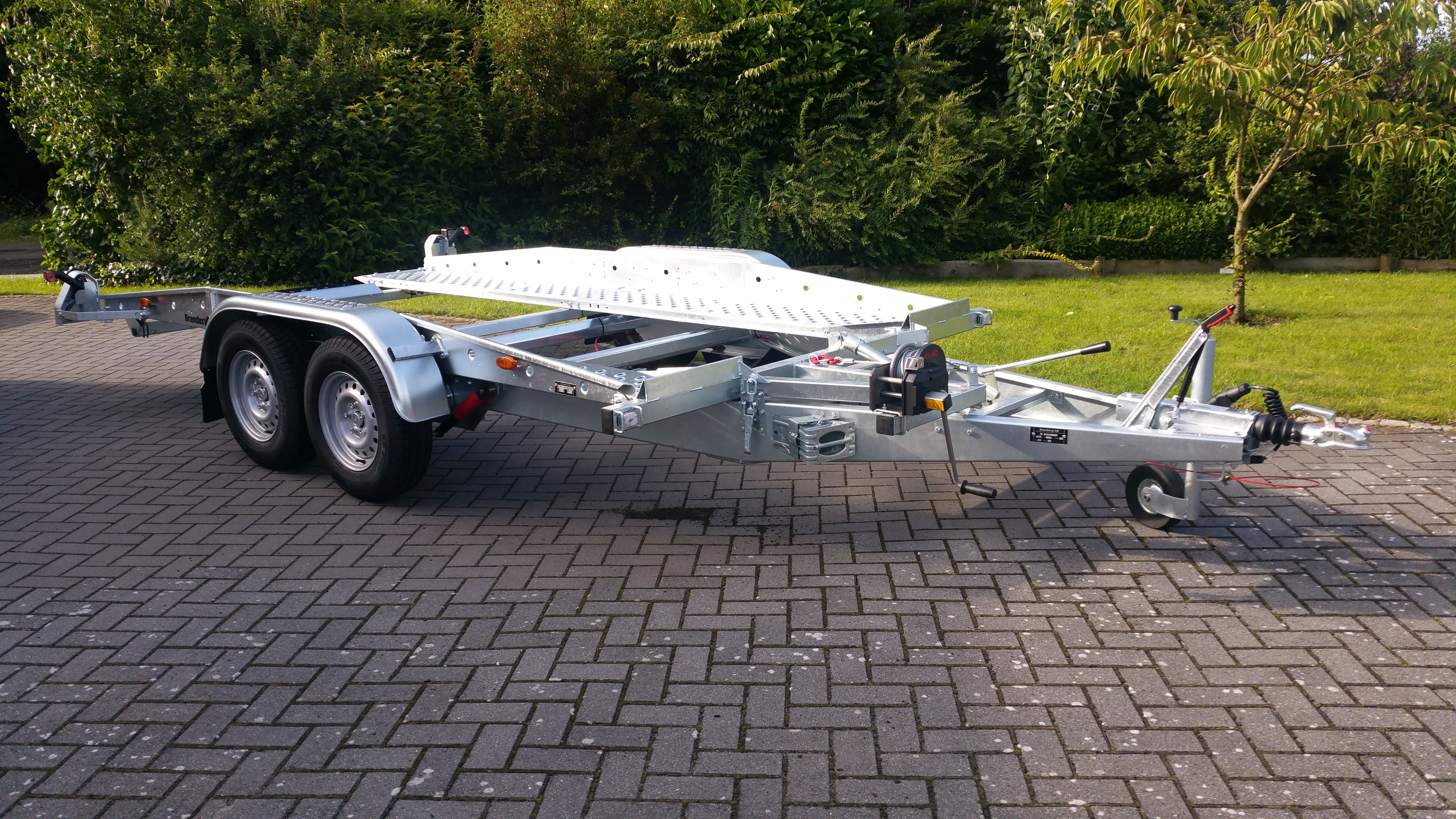 Autotransporter-Anhänger mieten – Brenderup U 120, 3000 kg, 100 km/h (Wurster Nordseeküste) – 2