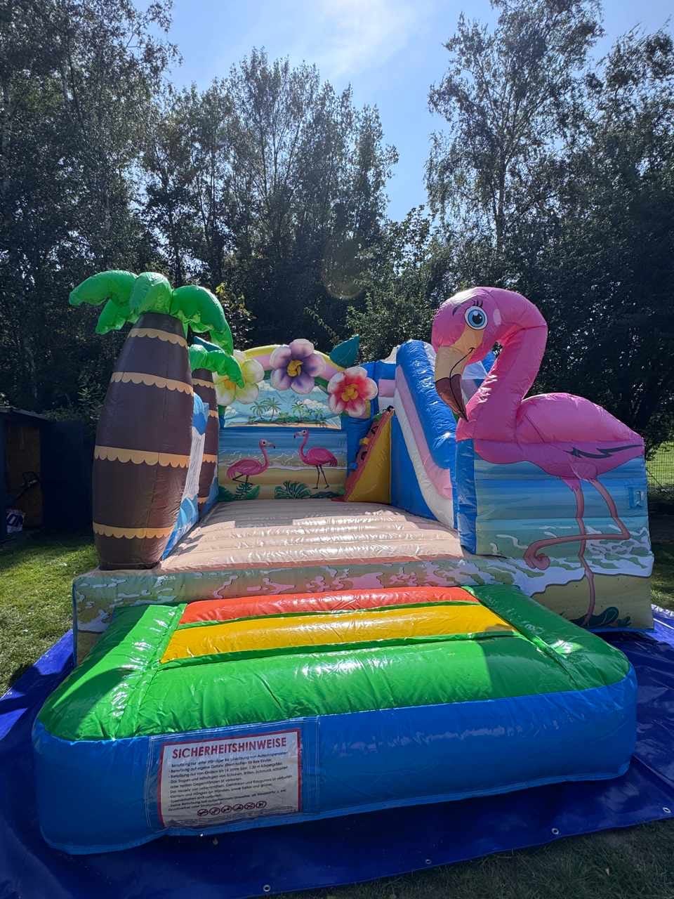 Hüpfburg mieten – Strandparty mit Rutsche 5,20 × 4,20 m, schwer entflammbar