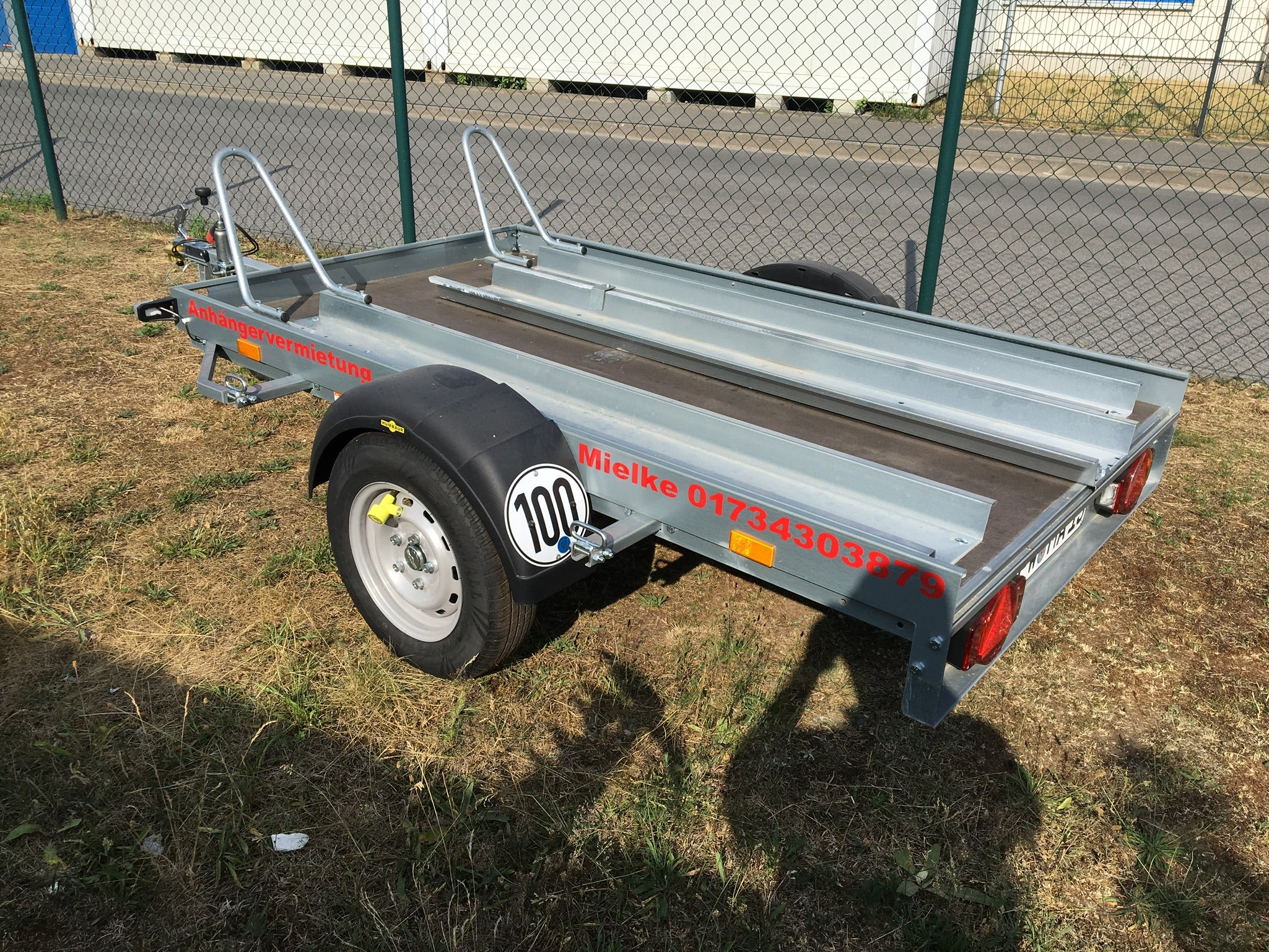 Motorradanhänger 750 kg mieten – für Motorrad, Moped & Roller, 100 km/h – 3