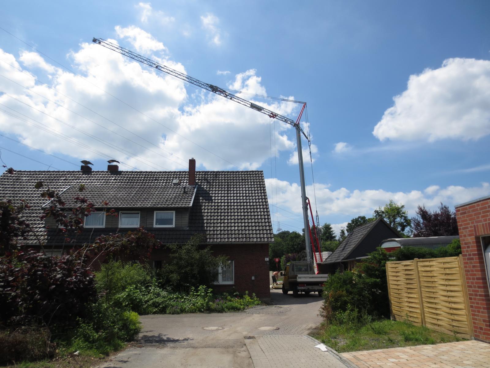 Baukran mieten – 24 m Ausladung (CBR24Plus), bis 2.000 kg Traglast – 2
