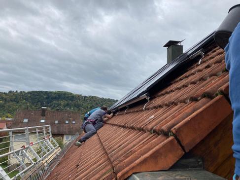 RSS Dach-Absturzsicherung mieten – Roof Safety System für PV-Montage – 3