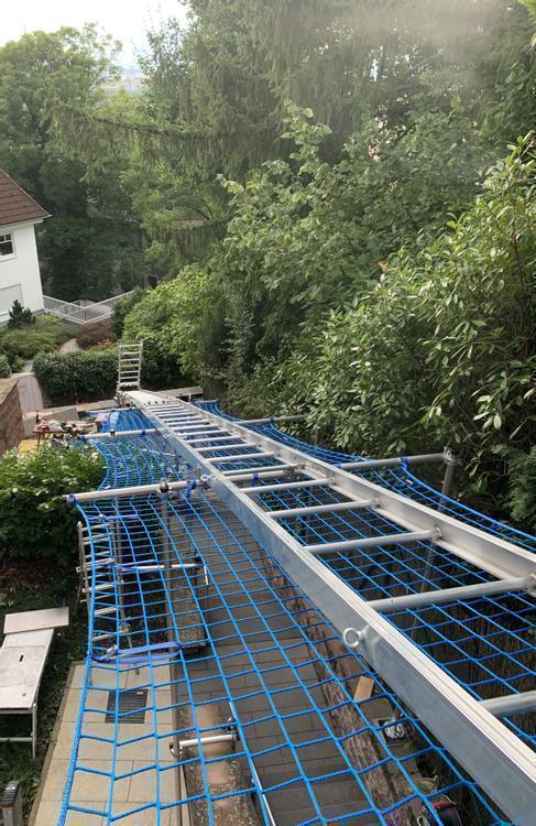 Hanglift mieten – GEDA Berglift / Transportaufzug für steiles Grundstück – 4