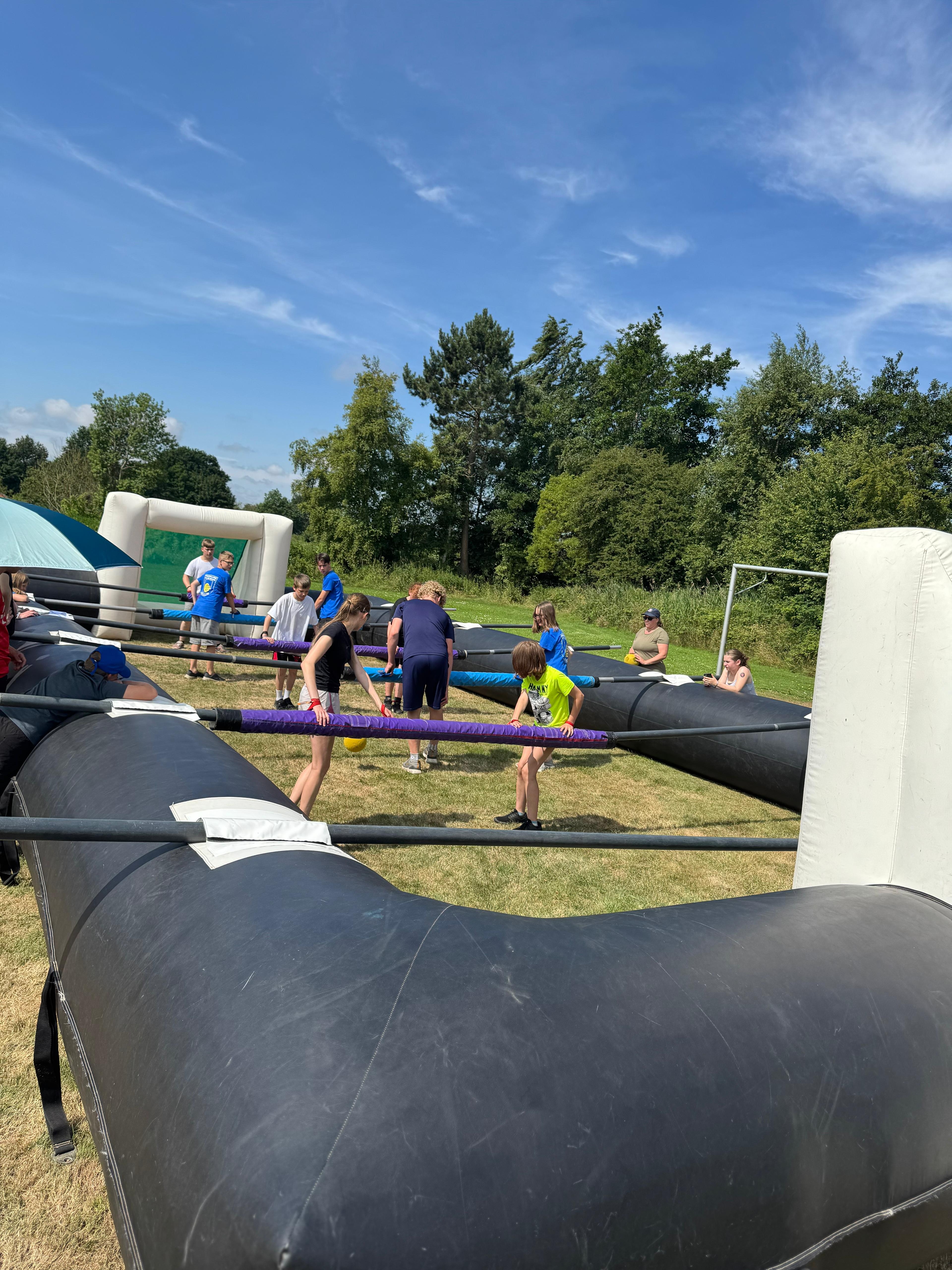 Menschenkicker / Human Kicker XL & XXL mieten – Teamspaß für Events – 2