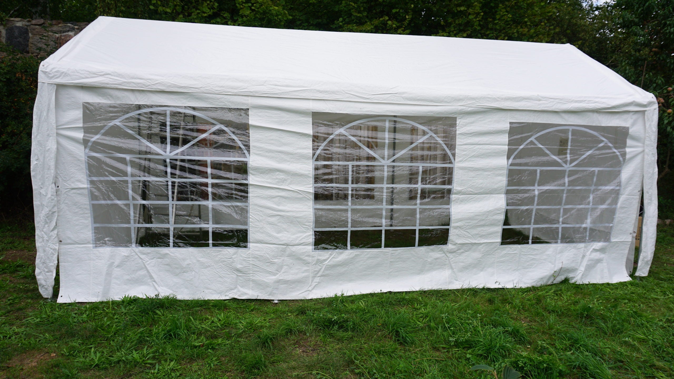 Partyzelt mieten 3x6 m – Festzelt für ca. 24–36 Gäste mit Klicksystem