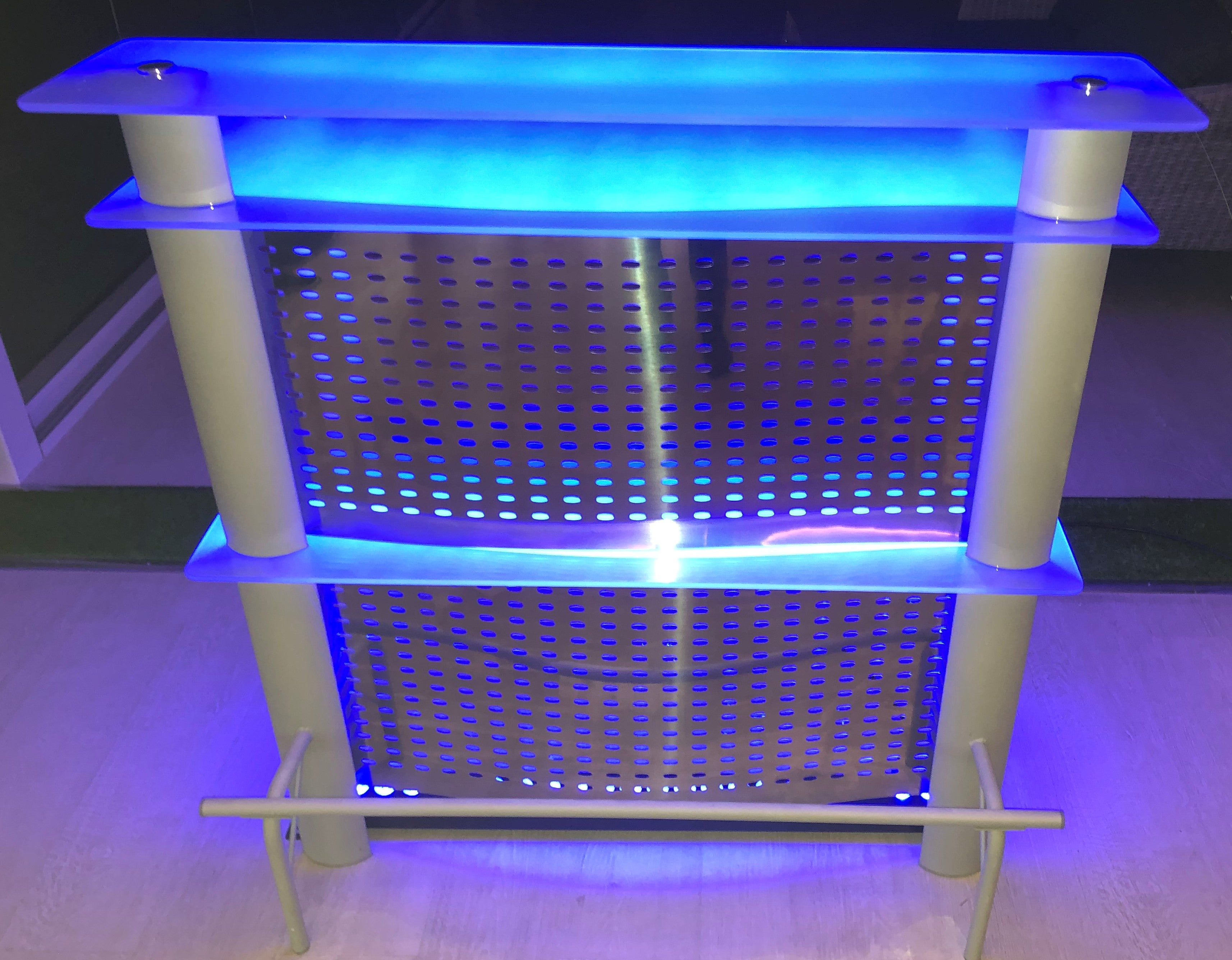 Bar & Tresen mieten – Outdoor-Bar, überdachte Bar, LED-Barmodule, Buffettische – 4