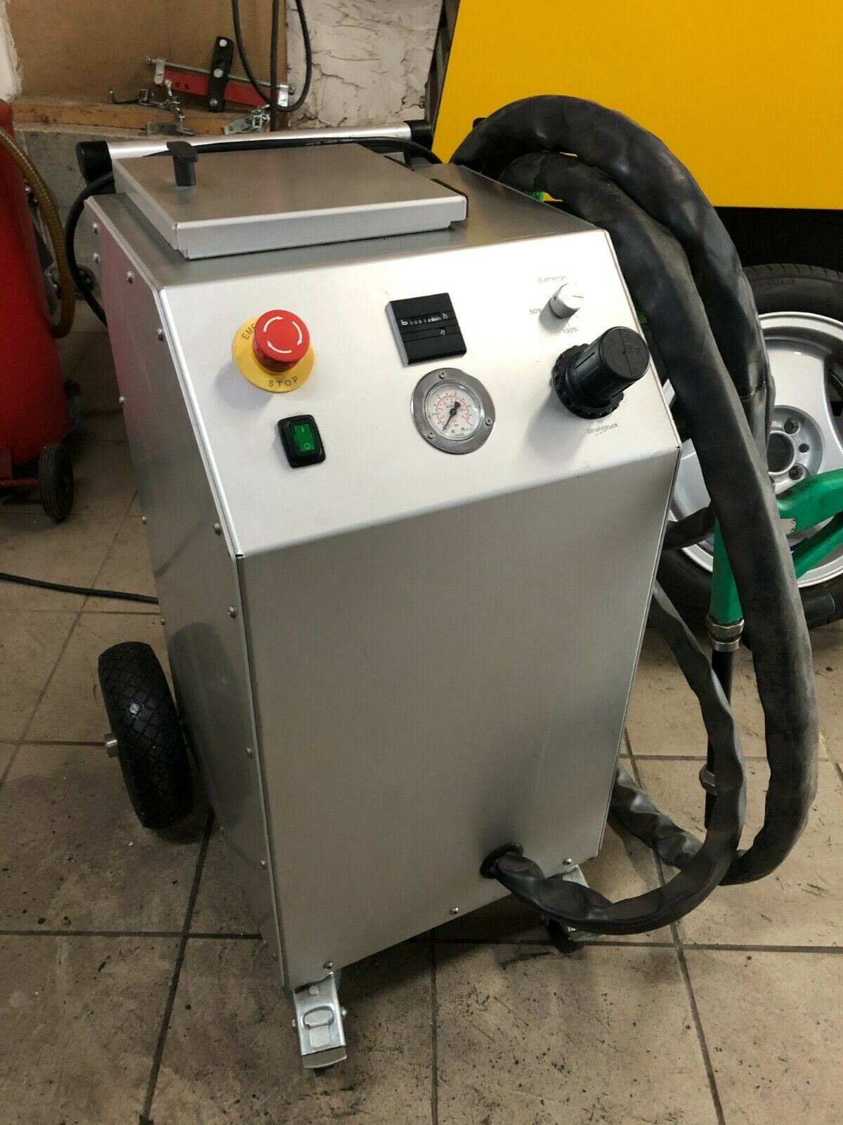 Trockeneisstrahlgerät mieten – Profi-Reinigung EcoTes 24Pro, kein Sandstrahlen