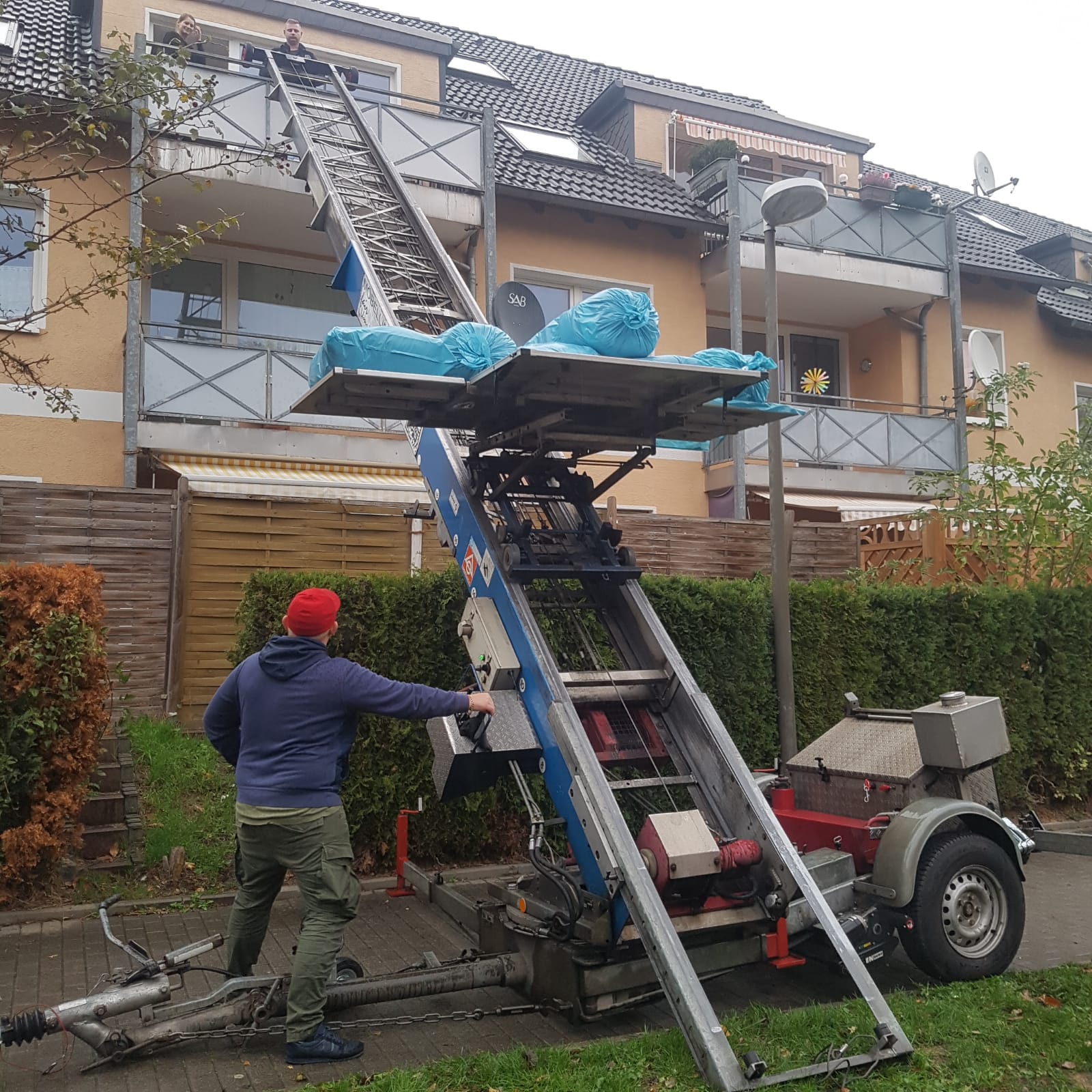 Möbellift mieten – Umzugslift, Schrägaufzug & Bauaufzug ab 80 € – 3