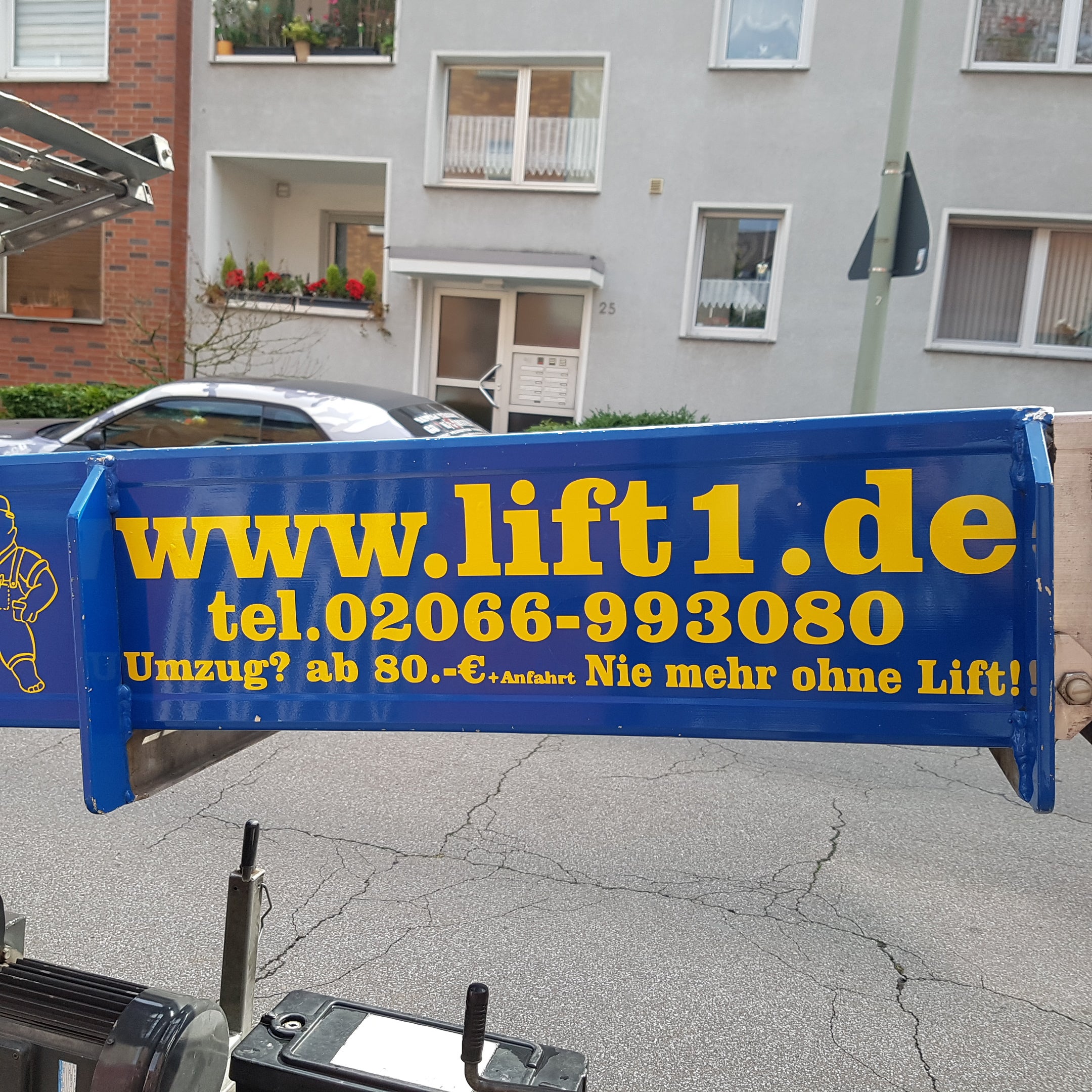 Möbellift mieten – Umzugslift, Schrägaufzug & Bauaufzug ab 80 € – 2