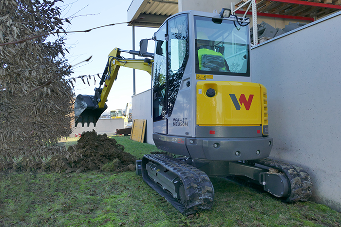 Minibagger mieten – Wacker Neuson EZ26 Zero Tail, 2,6 t Kettenbagger – 3