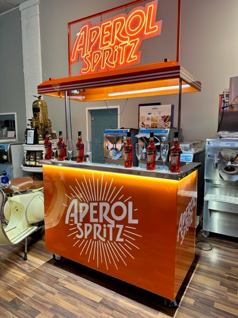 Mobile Aperol Spritz Bar mieten – Cocktailbar inkl. Personal & Ware für Events – 2