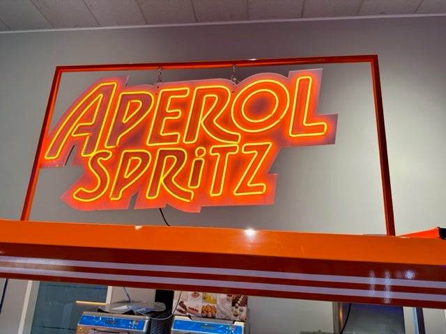 Mobile Aperol Spritz Bar mieten – Cocktailbar inkl. Personal & Ware für Events – 3
