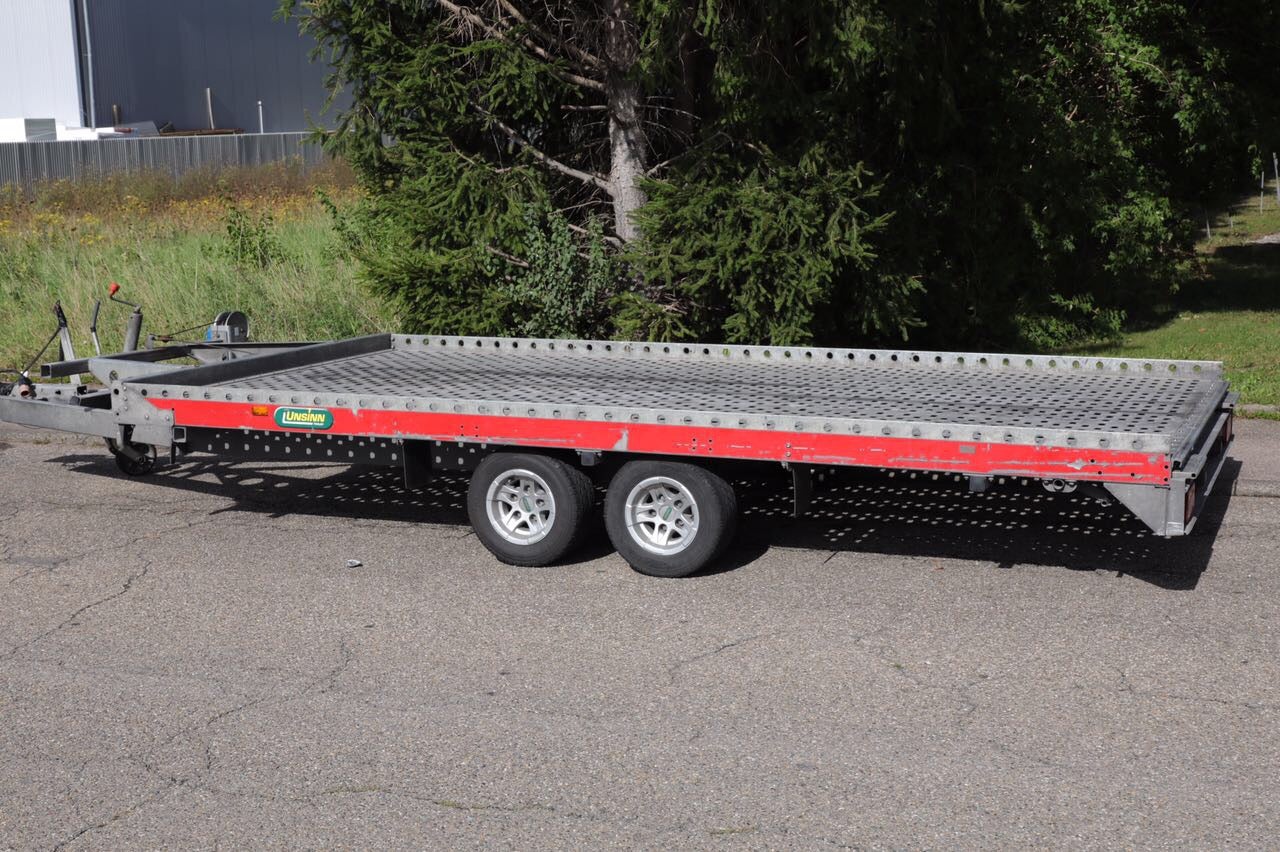 Autotransporter TY 73 mieten – 4,10 m Plattform, Seilwinde, Auffahrschienen
