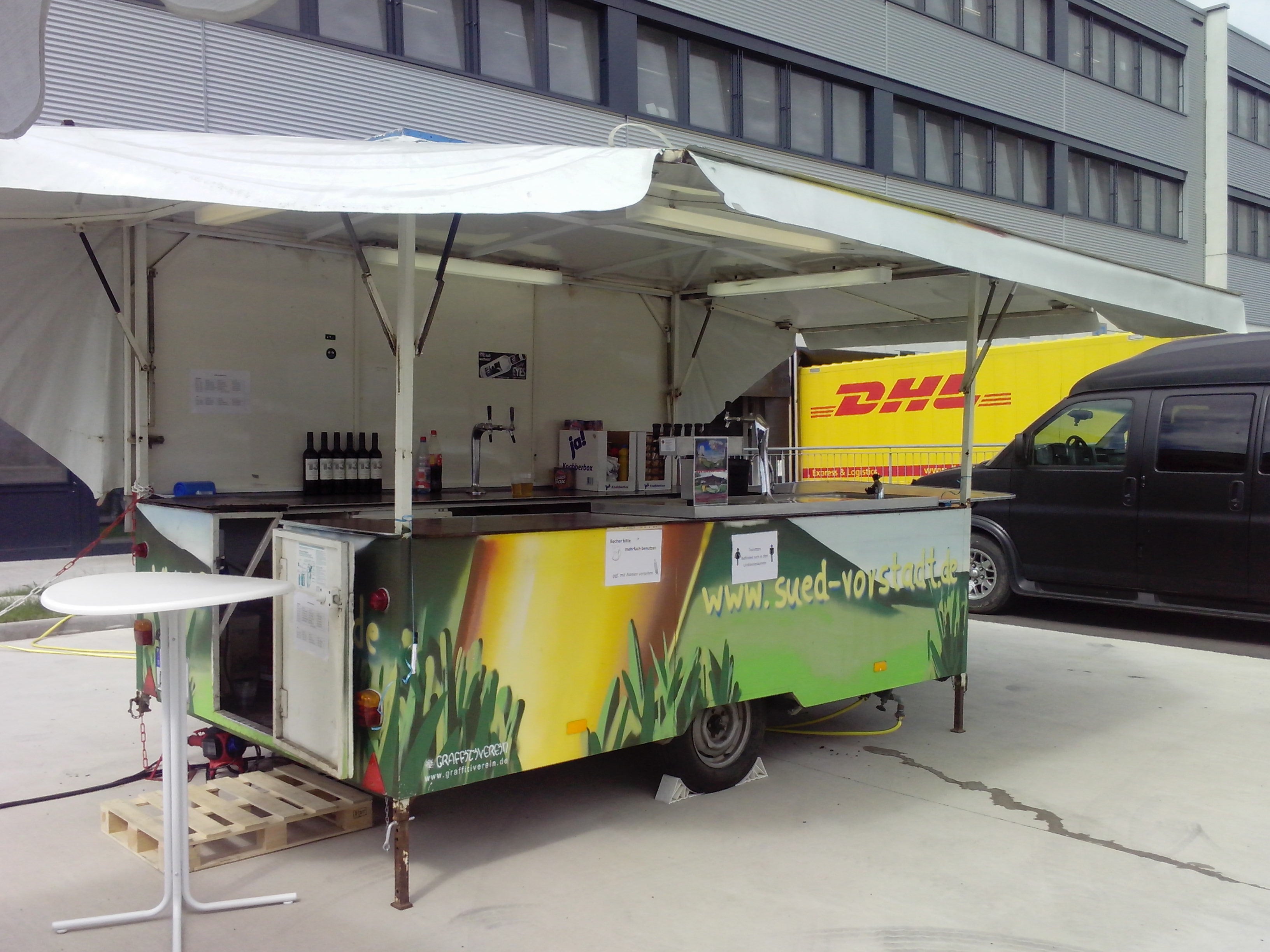 Ausschankwagen / Schankwagen / Bierwagen mieten – 4 Zapfstellen & Premix-Anlage – 4