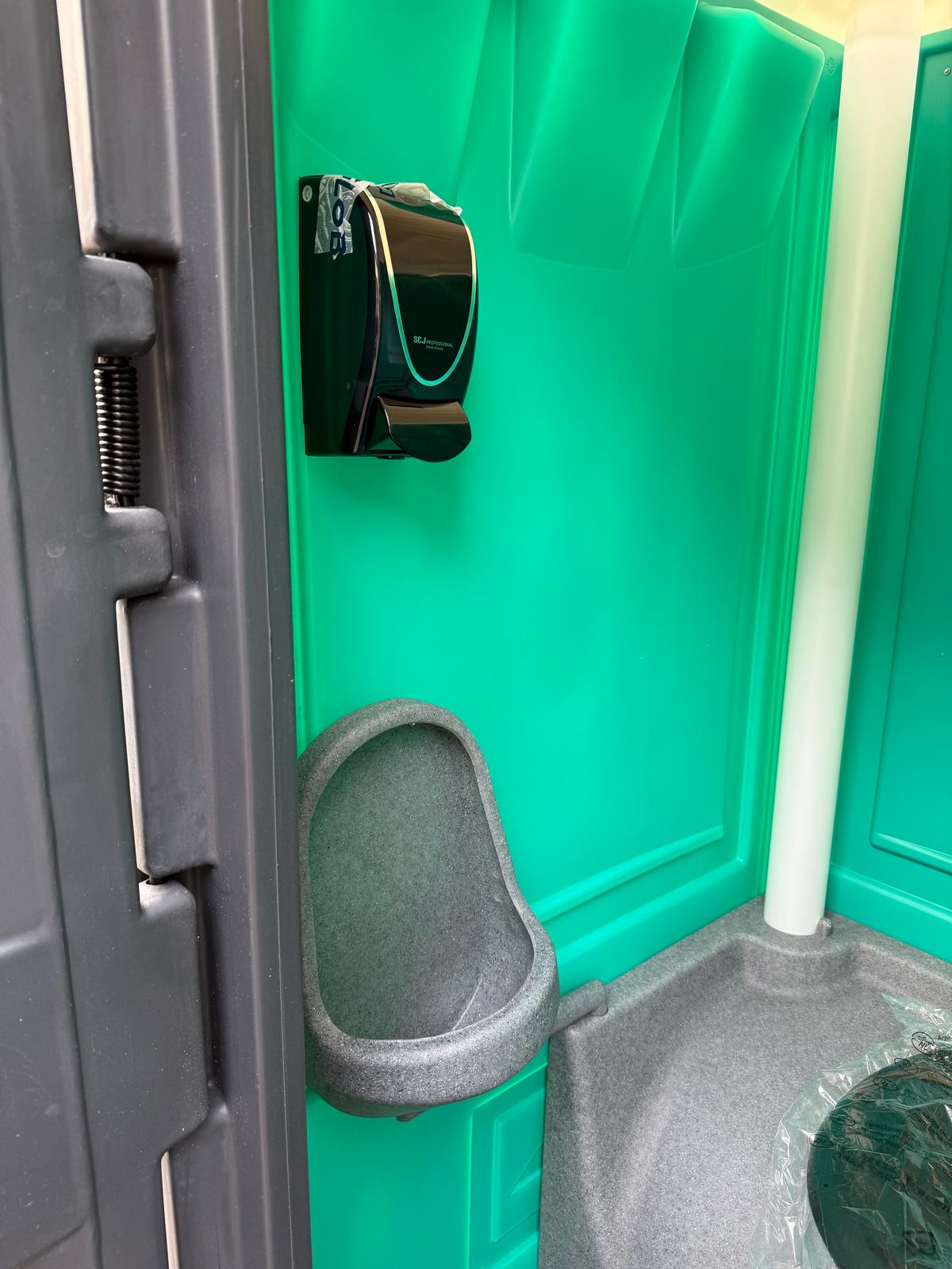 Mobile Toilette mieten | Toilettenkabine für Baustelle & Event – inkl. Service – 4