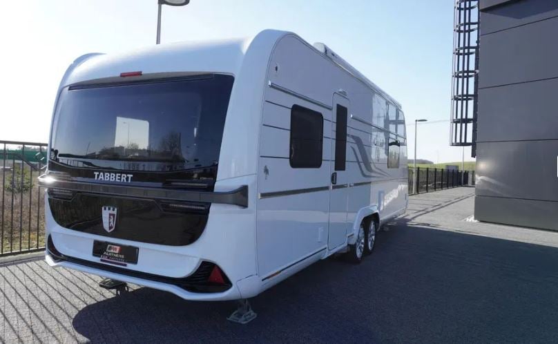 Luxus-Wohnwagen mieten: Tabbert Cellini 655 DF – Premium Caravan – 3