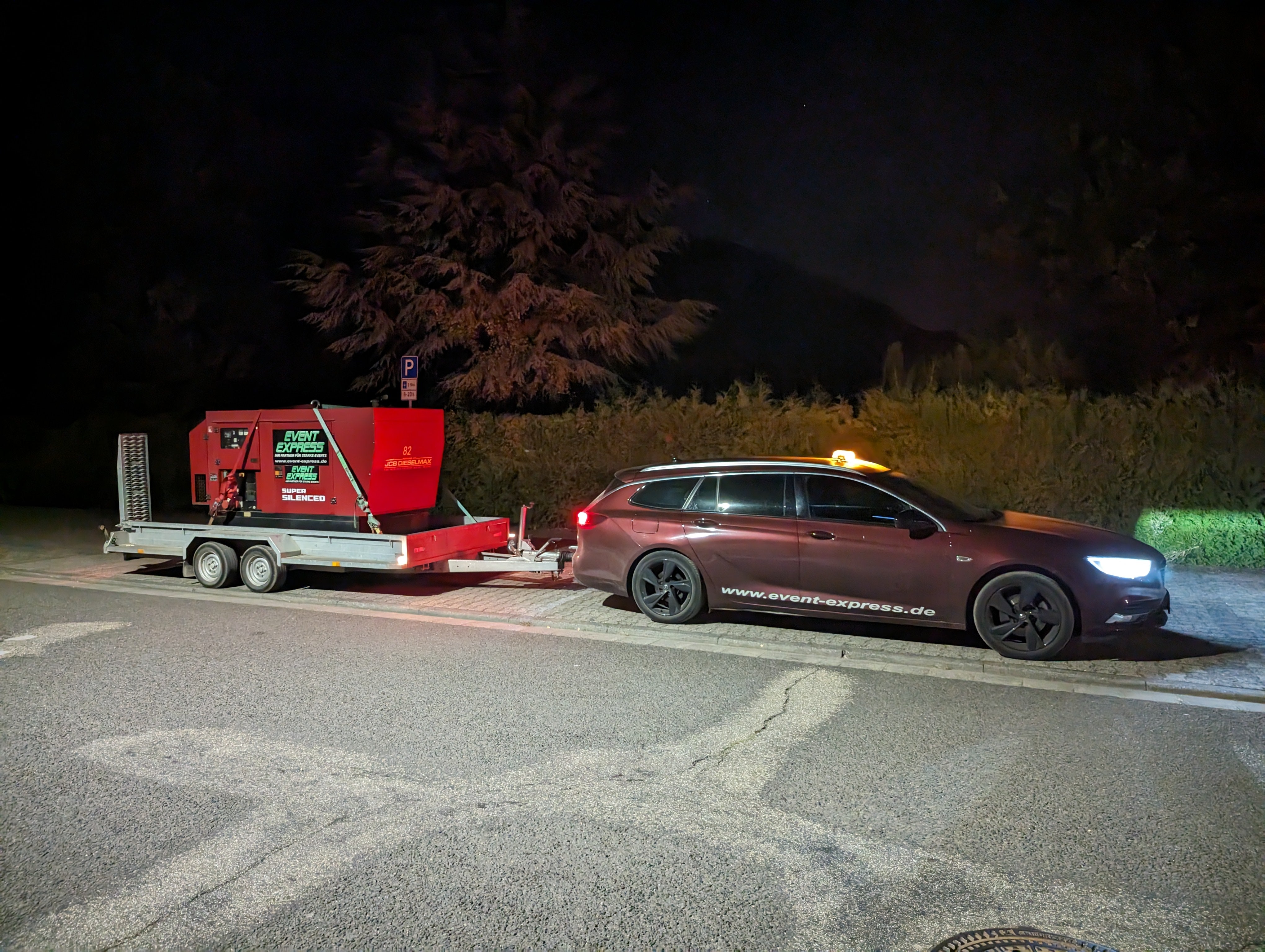 Stromaggregat mieten – Stromerzeuger von 20 kVA bis 240 kVA für Baustelle & Event – 2