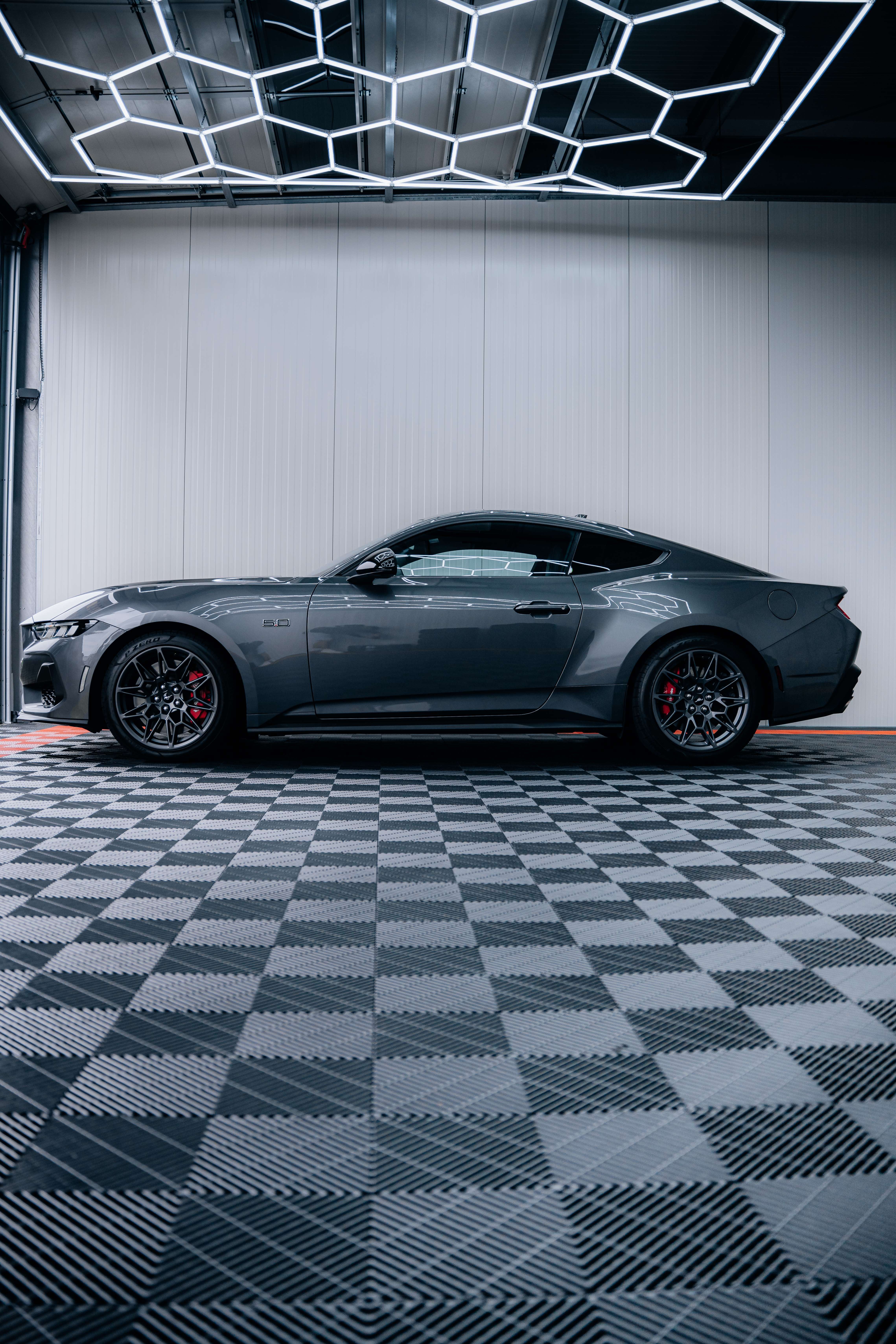 Ford Mustang GT mieten – 5.0 V8 Saugmotor mit 446 PS in Bayern – 2