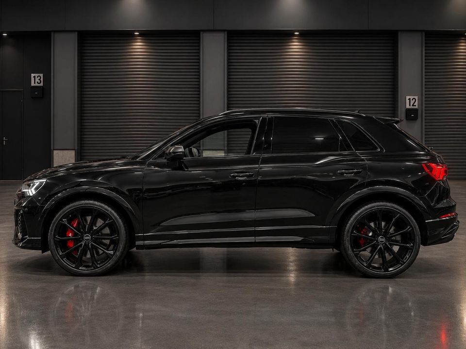 Audi RSQ3 mieten in Bochum – Sport-SUV ab 169 € pro Tag