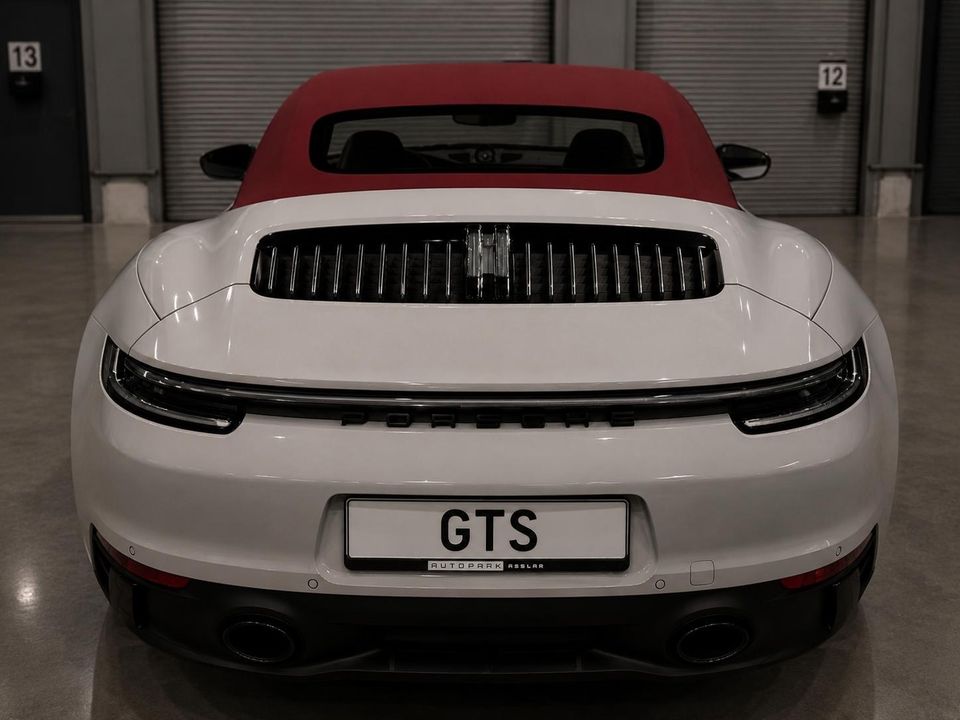 Porsche 992 Carrera GTS mieten in Bochum – ab 399 € pro Tag, 200 km inklusive – 2