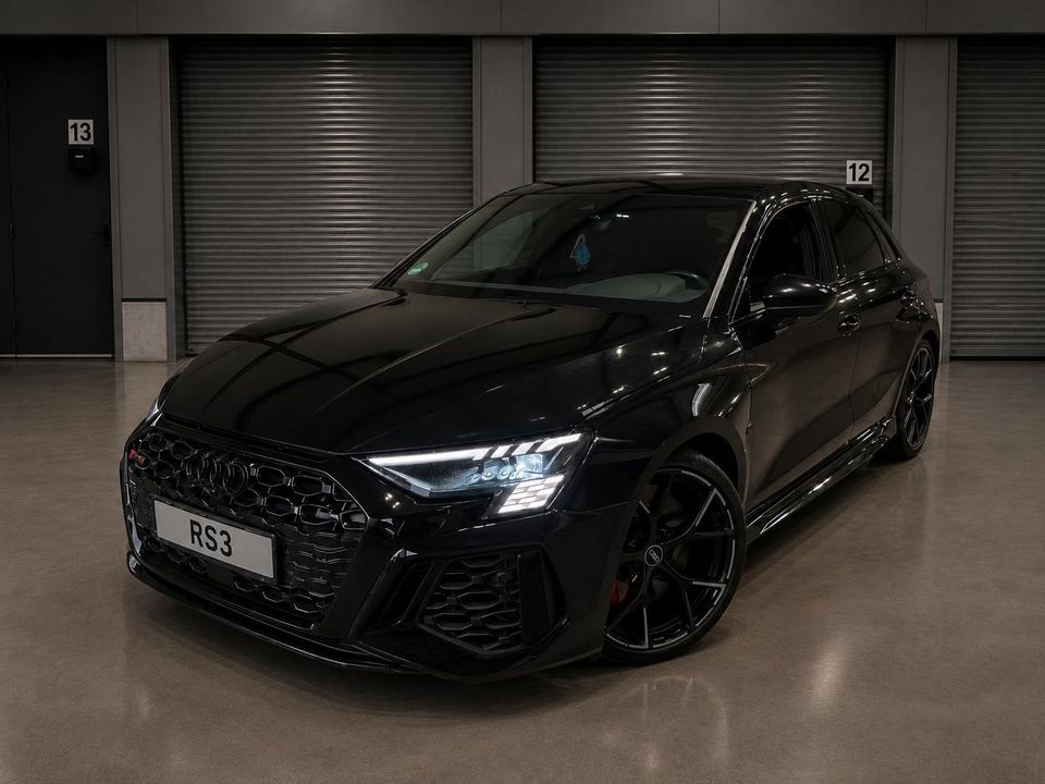 Audi RS3 mieten in Bochum – Sportwagen ab 149 € pro Tag, auch als Hochzeitsauto