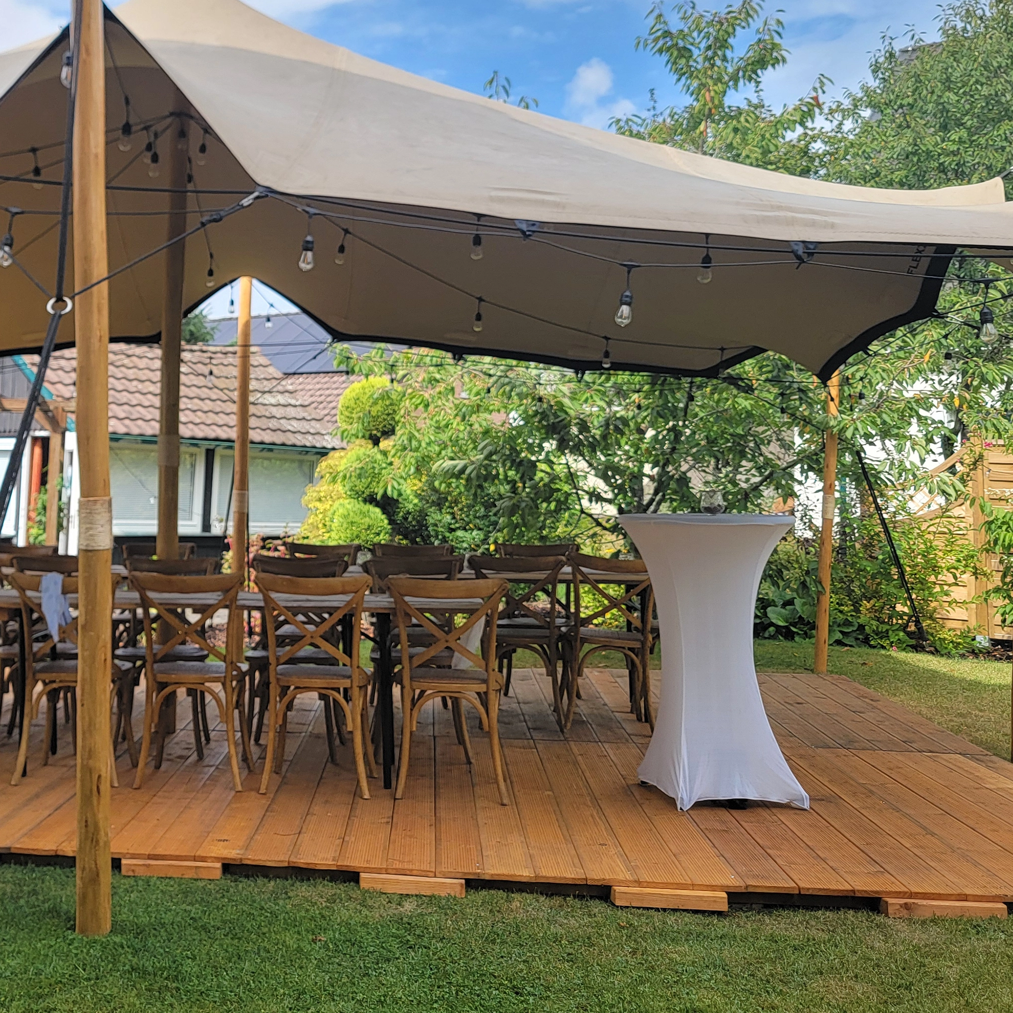 Stretchzelt 4×6 m (bis 30 Personen) mieten – OWL / Borgholzhausen, ab 390 €