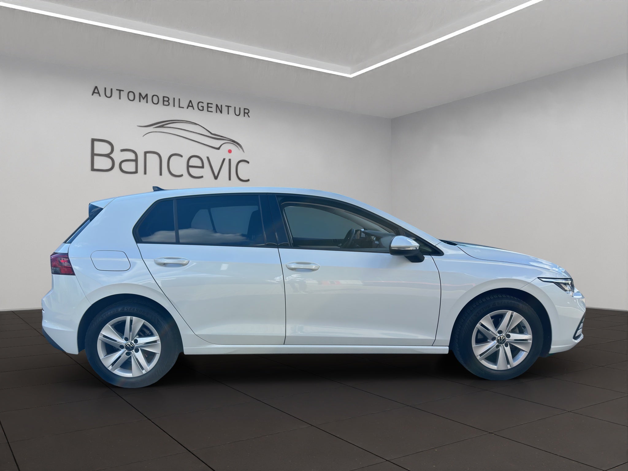 VW Golf 8 Life TDI Automatik mieten – LED, ACC & Sitzheizung – 2
