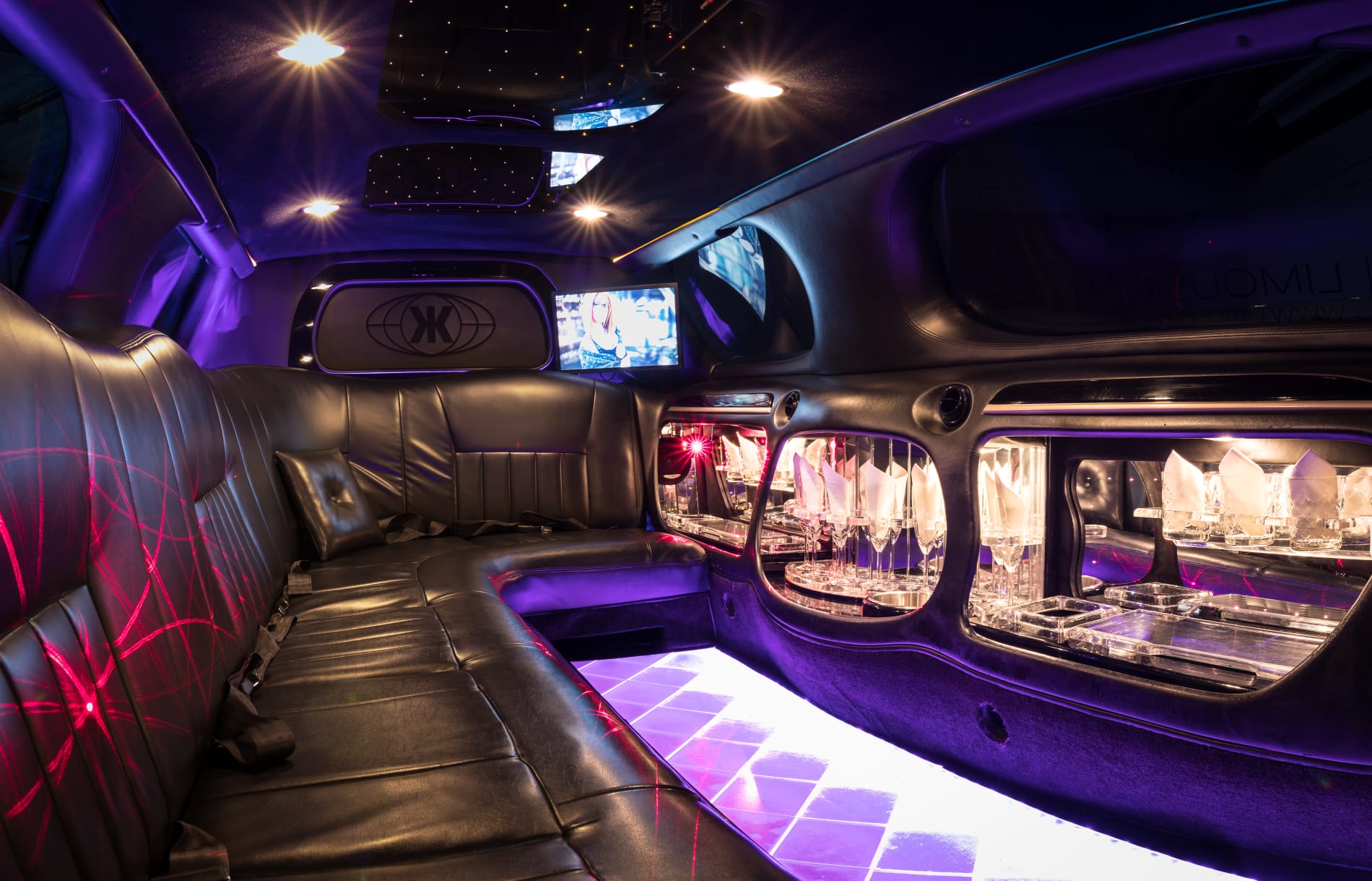 Stretchlimousine mieten im Saarland & RLP – 10% Rabatt, An- & Abfahrt 25 km kostenlos – 3