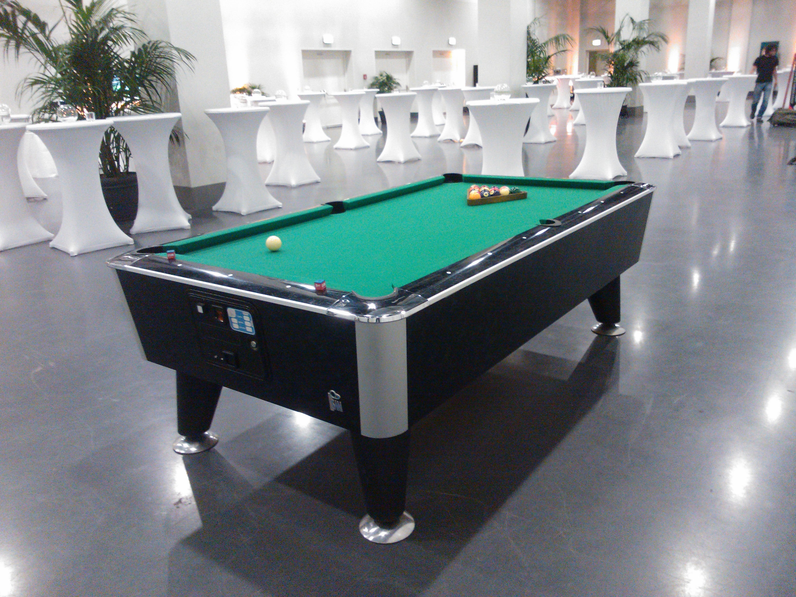 Billardtisch mieten – Poolbillard mit Schieferplatte & Ballrücklauf inkl. Zubehör