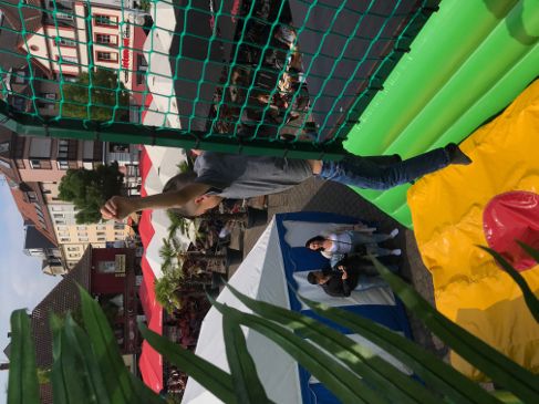 Crazy Jungle 3in1 mieten - Spielmobil, Kletterwand & Ninja-Freefall-Jump – 4