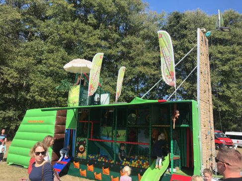 Crazy Jungle 3in1 mieten - Spielmobil, Kletterwand & Ninja-Freefall-Jump – 2