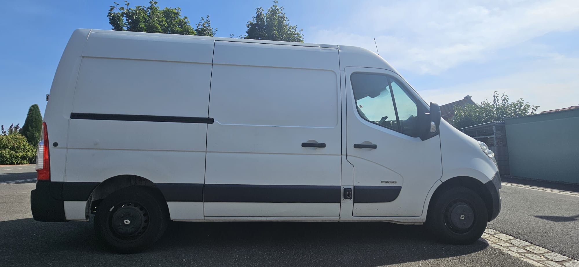 Renault Master L2H2 mieten – Transporter für Würzburg, Nürnberg & Ingolstadt – 2