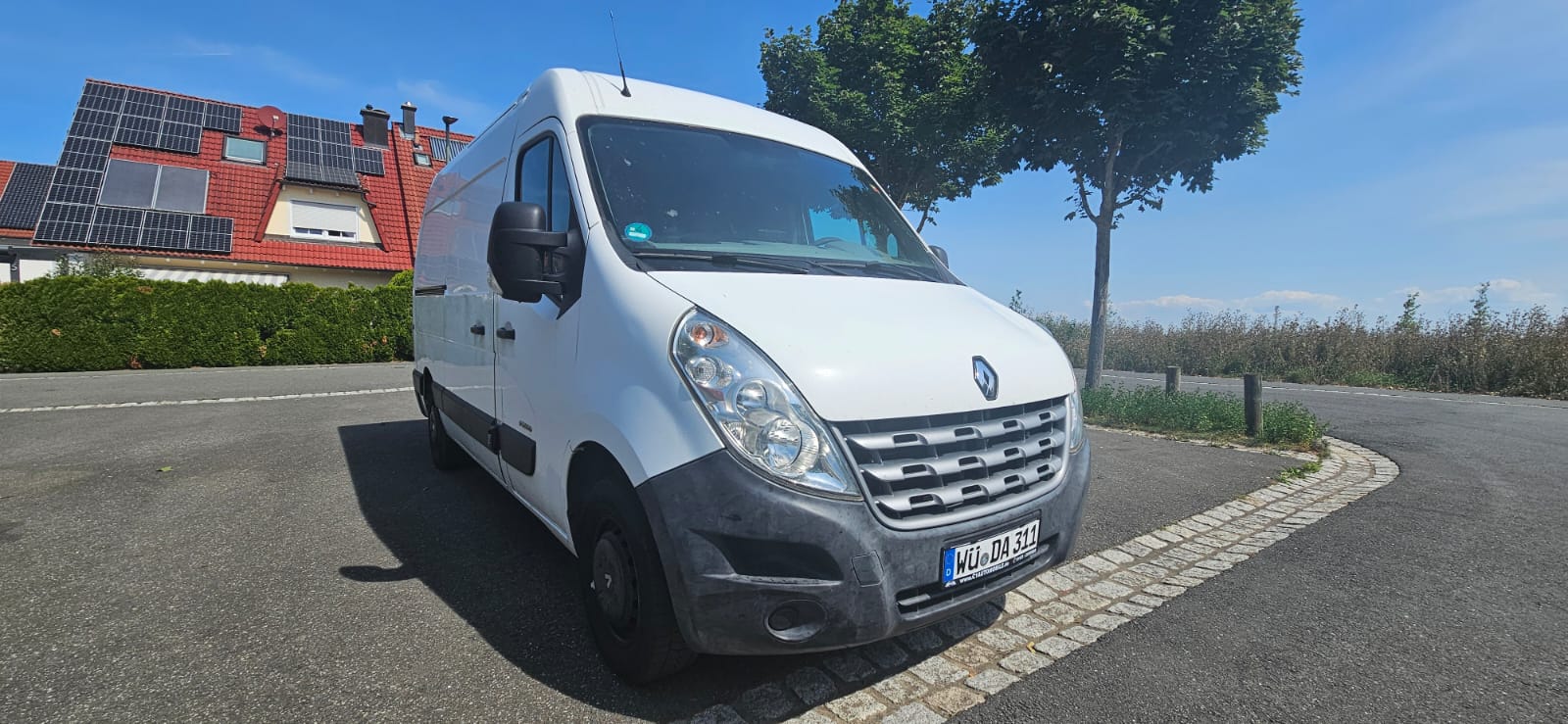 Renault Master L2H2 mieten – Transporter für Würzburg, Nürnberg & Ingolstadt