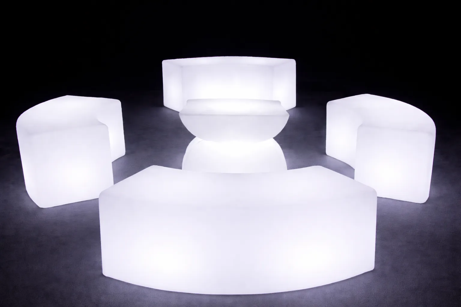 LED Cube Curve mieten – beleuchtetes Loungemöbel – 2