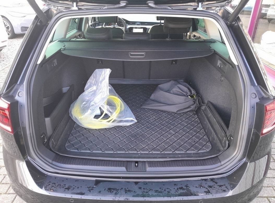 VW Passat GTE mieten – Plug-in-Hybrid Kombi mit viel Platz & Komfort – 4