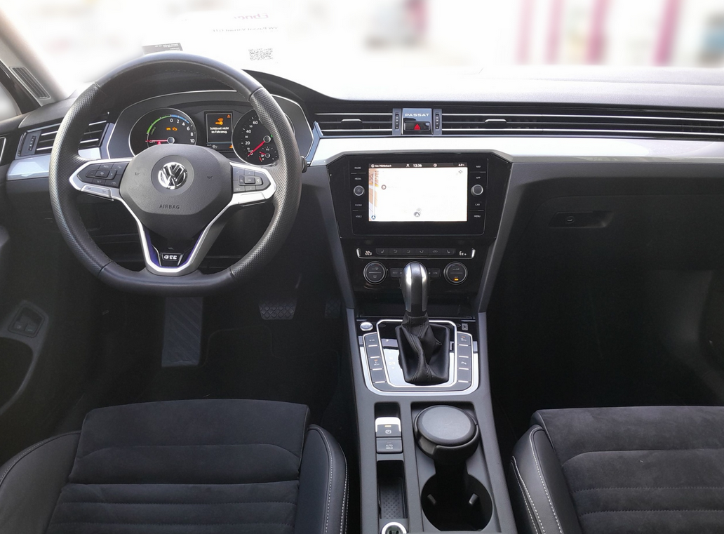 VW Passat GTE mieten – Plug-in-Hybrid Kombi mit viel Platz & Komfort – 3
