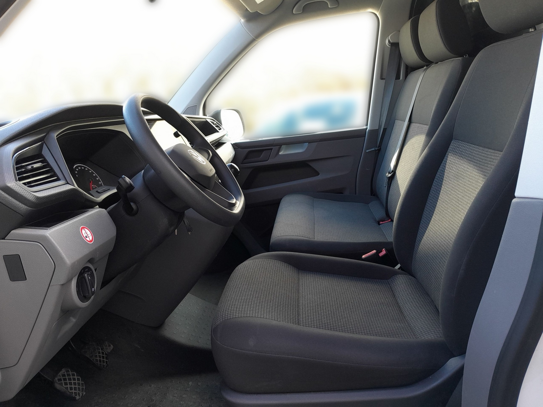 VW T6 Transporter Kasten lang LR TDI mieten – mit AHK & Klima – 4