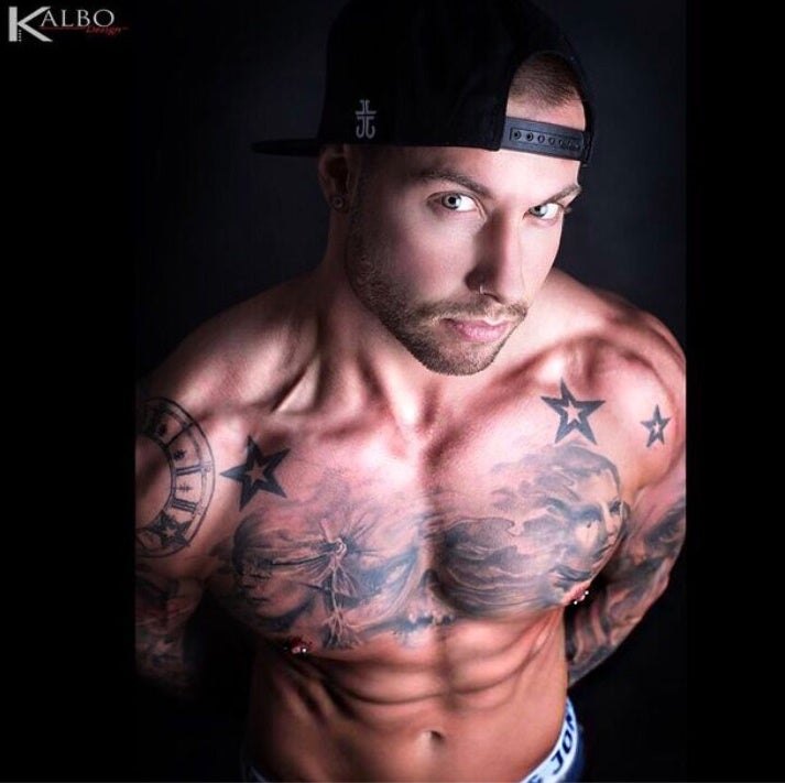 Stripper Mike Sta buchen - Bad-Boy-Strip für JGA & Partys in NRW & Bergisches Land – 2