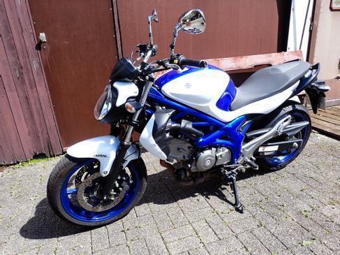 Kawasaki ER-6n oder Suzuki Gladius 650 mit ABS mieten – A2-Einsteigerbike leihen – 2
