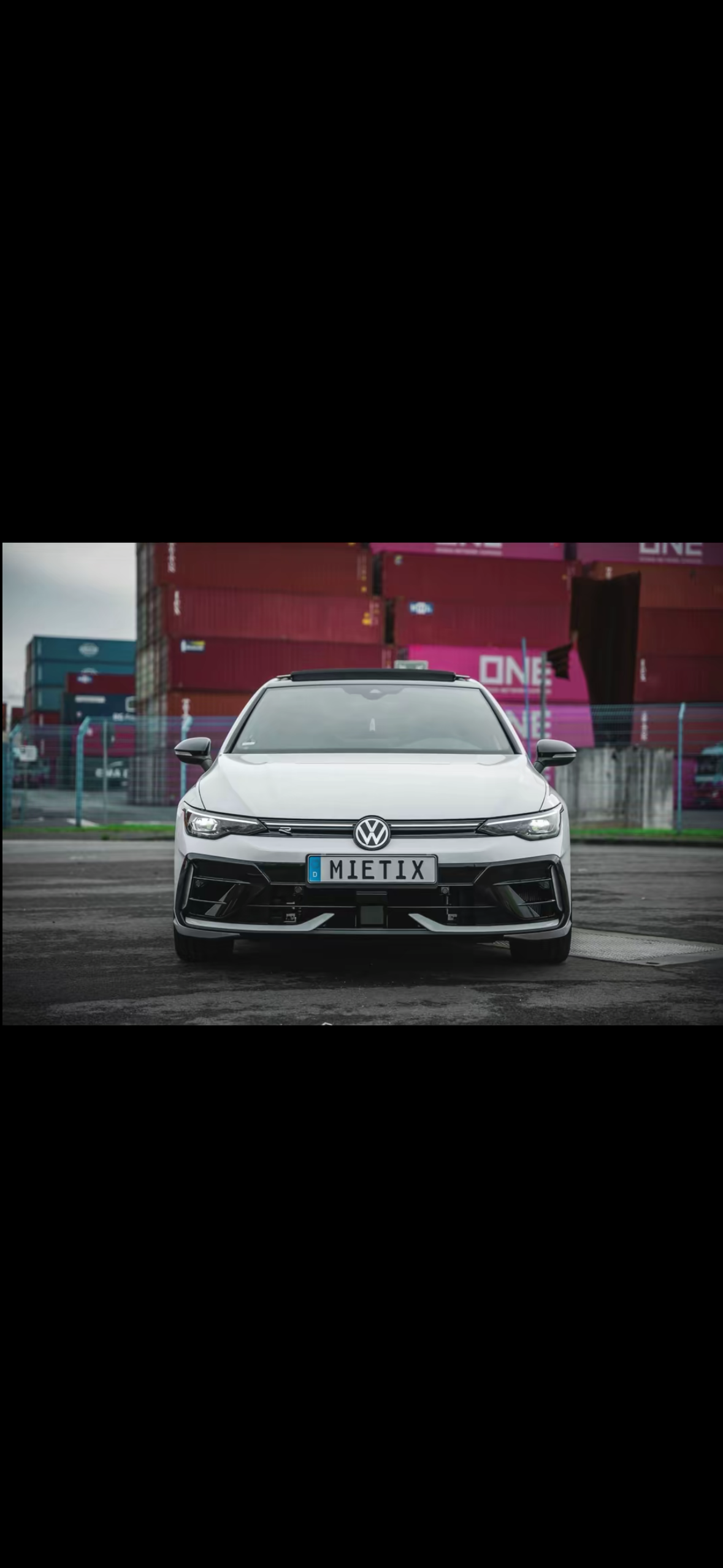 VW Golf 8 R Facelift Akrapovic mieten | 333 PS Allrad für Hochzeit & Event | Wiesbaden Frankfurt – 2