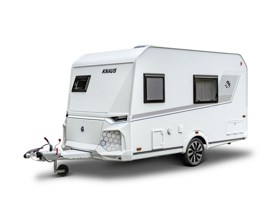 Wohnwagen mieten: KNAUS YASEO 340 px - leichtes Raumwunder unter 900 kg
