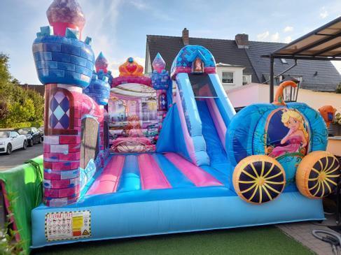 Hüpfburg mieten Cinderella Kutsche Märchenschloss mit Rutsche – Profi-Springburg 6x4x5 m