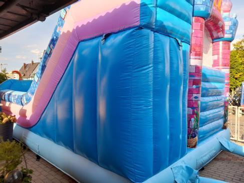 Hüpfburg mieten Cinderella Kutsche Märchenschloss mit Rutsche – Profi-Springburg 6x4x5 m – 2