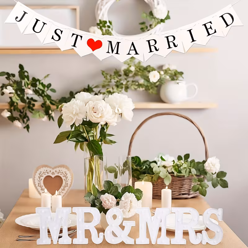 Leuchtbuchstaben „MR. & MRS.“ mieten – romantische Event-Deko für die Hochzeit – 3