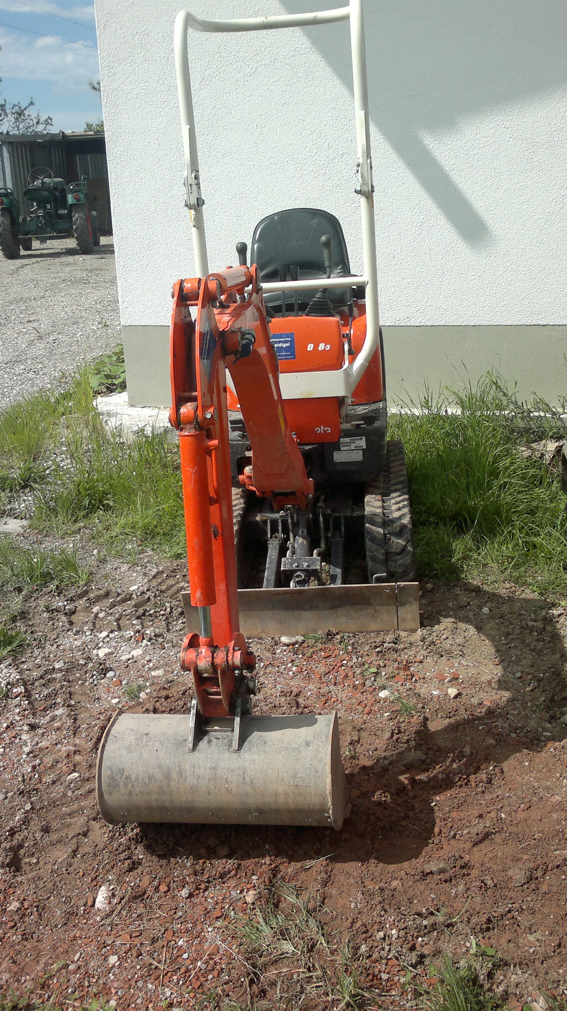 Kubota K008