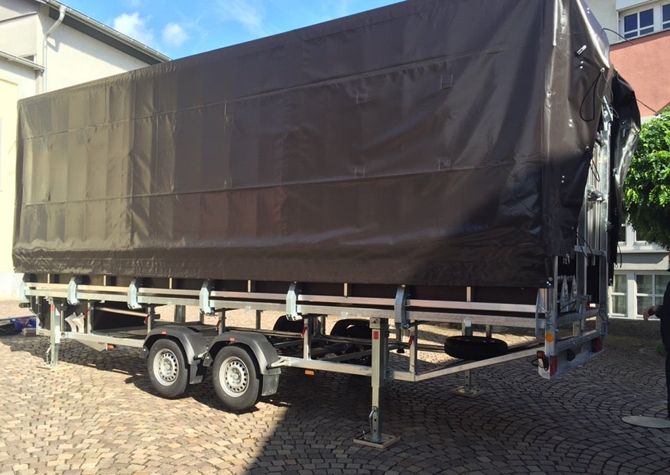 Mobile Bühne mieten – 42 qm Stage aus Stahl, mit oder ohne Technik – 4