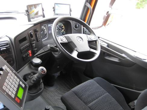 Großkehrmaschine mieten – Mercedes-Benz Atego 1523, 6 m³, EURO 6 – 3